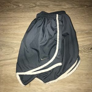 Grey Nike shorts - size small